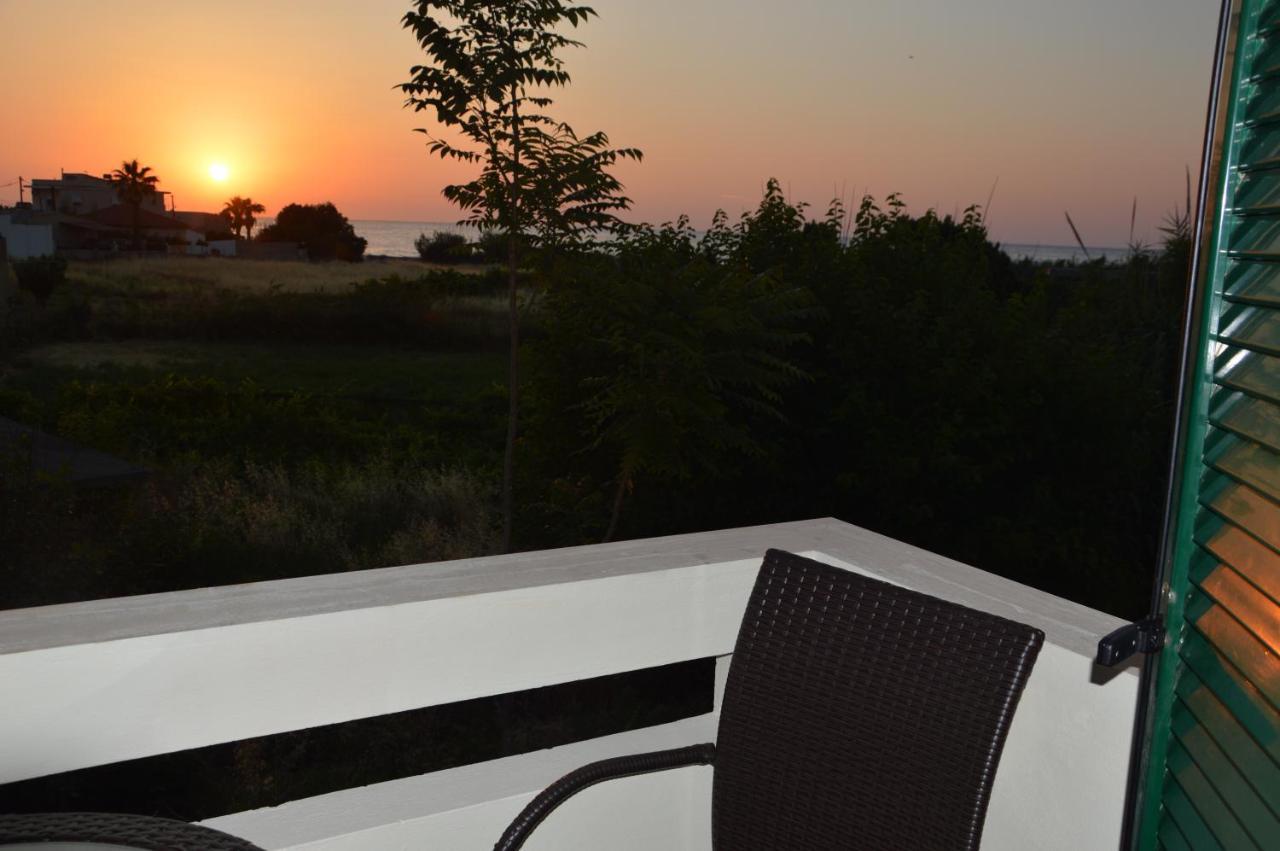 Sea Melody Apartments Sztavroménosz Kültér fotó